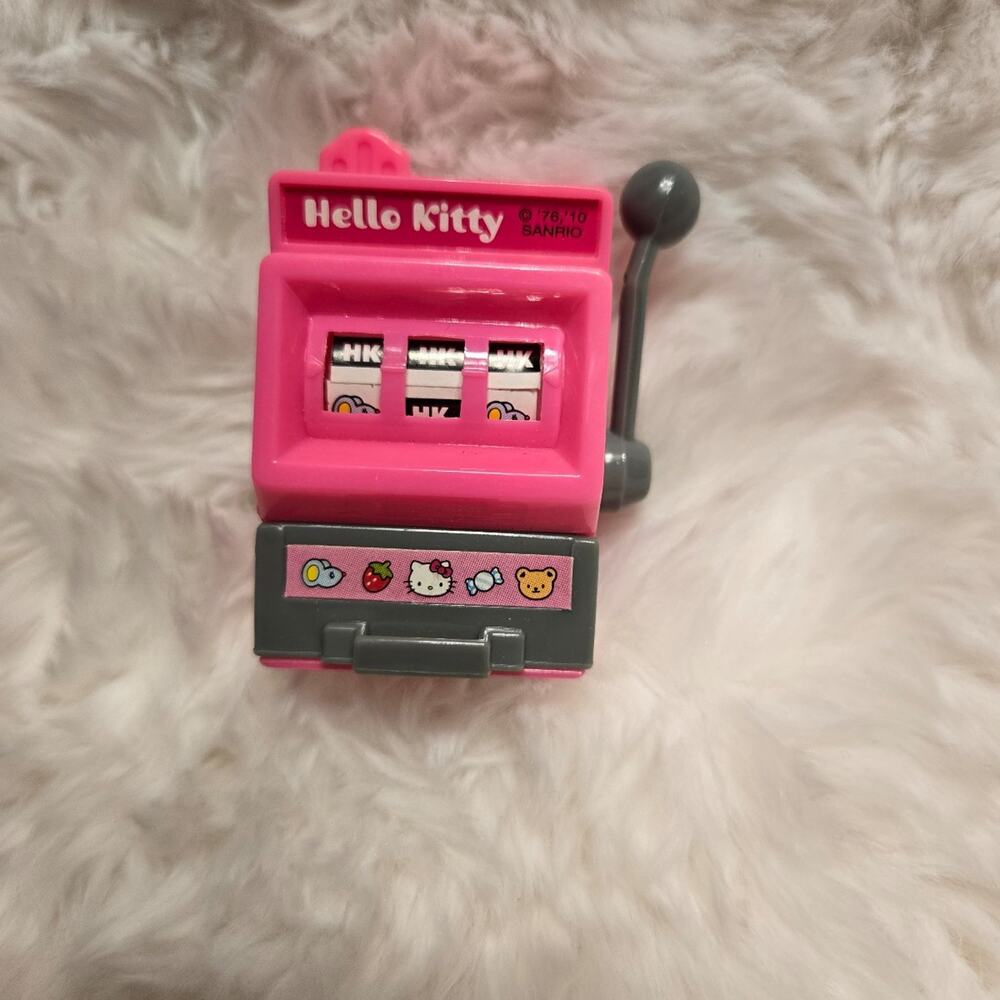 Vintage Y2K Functional Hello Kitty Slot Pencil Sharpener